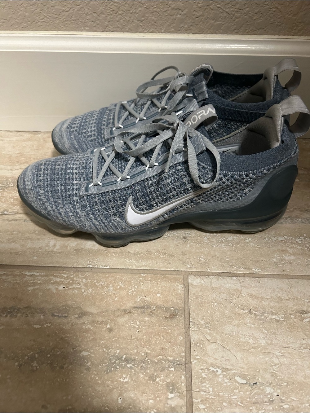 Nike Gray Flyknit VaporMax Men’s Running Shoes